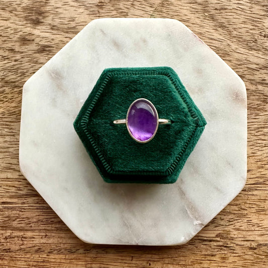 Amethyst Oval Ring