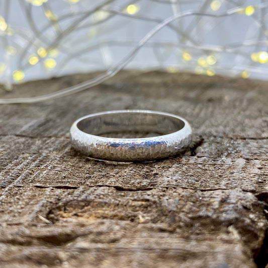 Bark Textured Thumb Ring